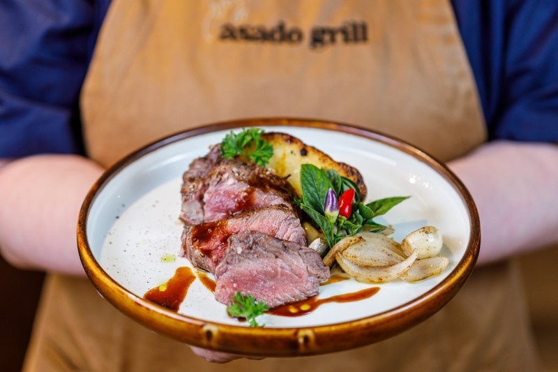 steak_asadogrill_kamzajitolomouc.jpg.jpg