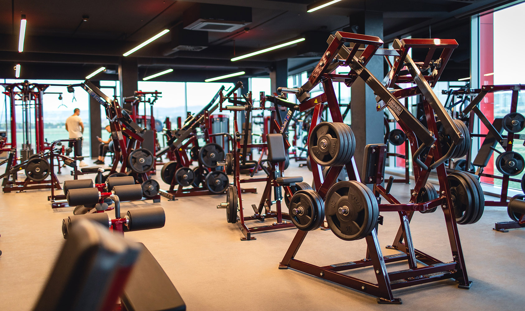 nutrend-world-fitness-posilovna-9.jpg