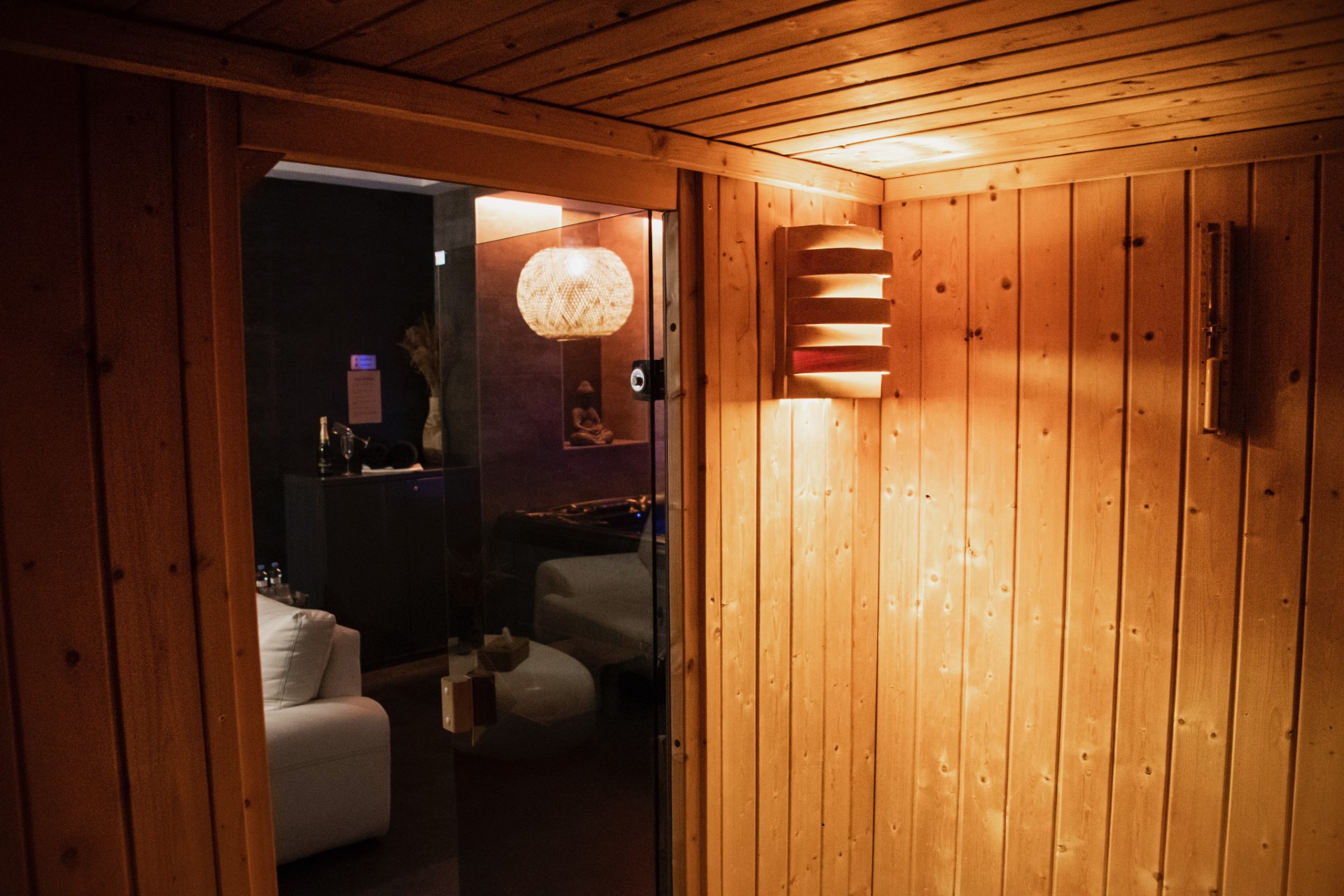 weda-studio-olomouc-sauna-virivka.jpg