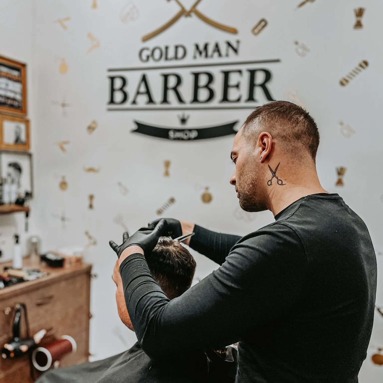 goldman-barber-escandelle-olomouc.webp