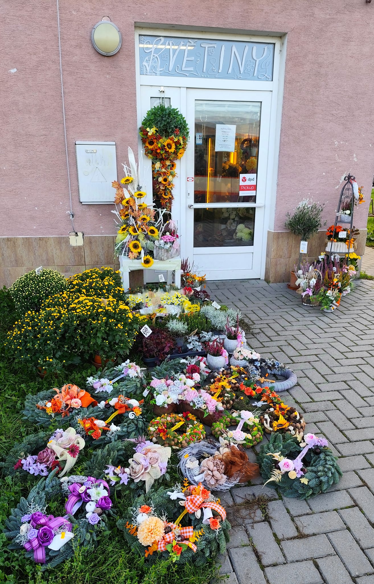 kvetiny-ema-.jpg