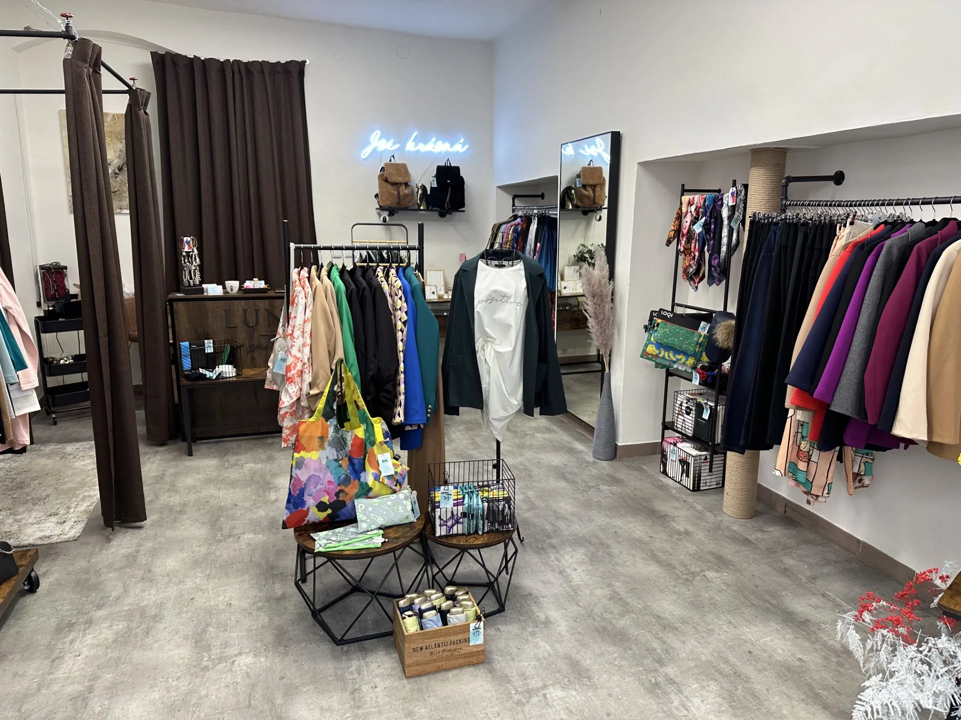 luna-butik-kam-zajit-olomouc.webp