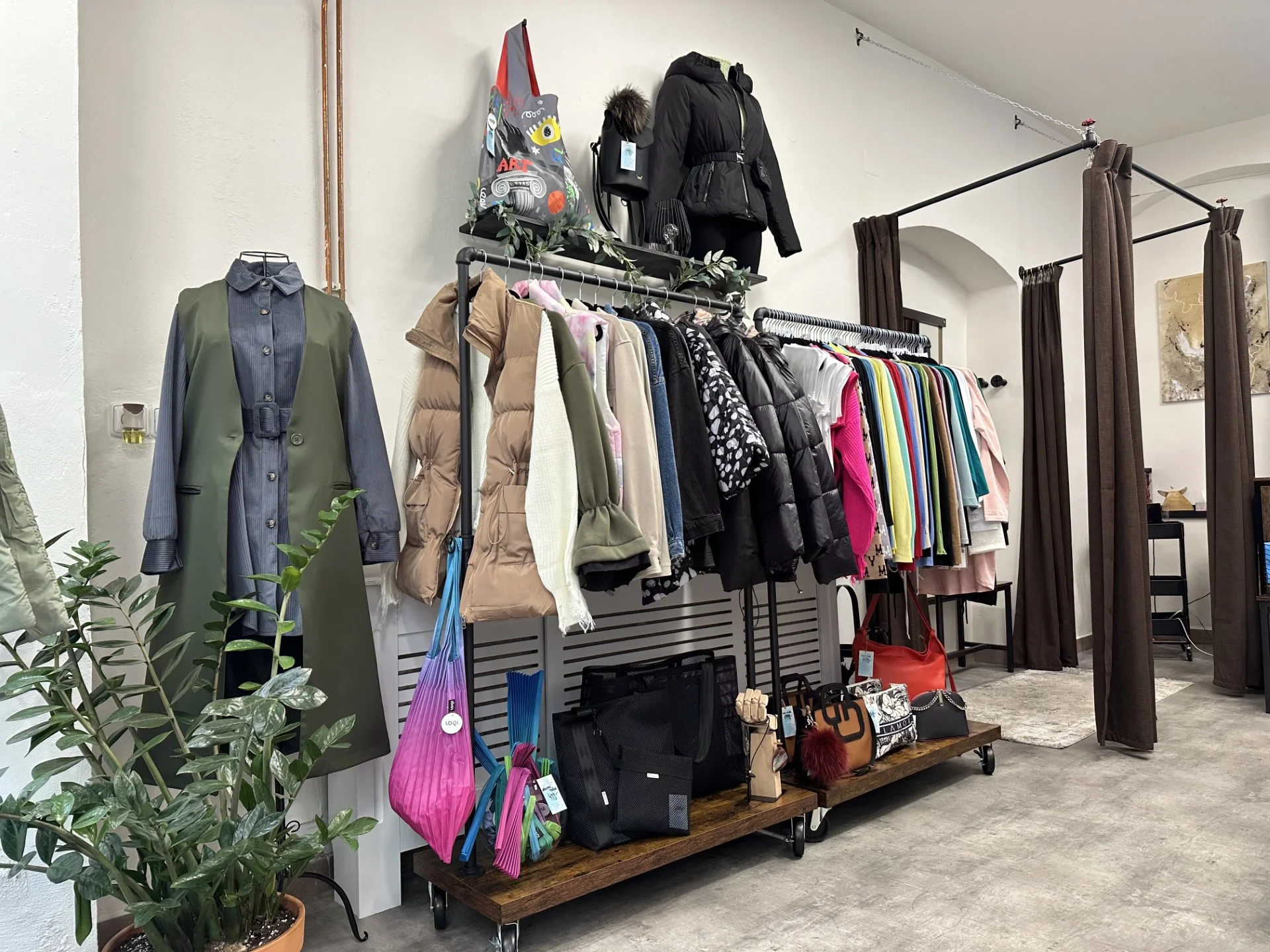 sekac-olomouc-luna-butik.webp